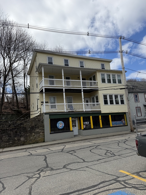 33 Crystal St
