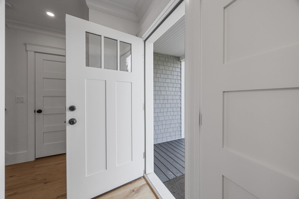 213 North Falmouth Hwy 5B