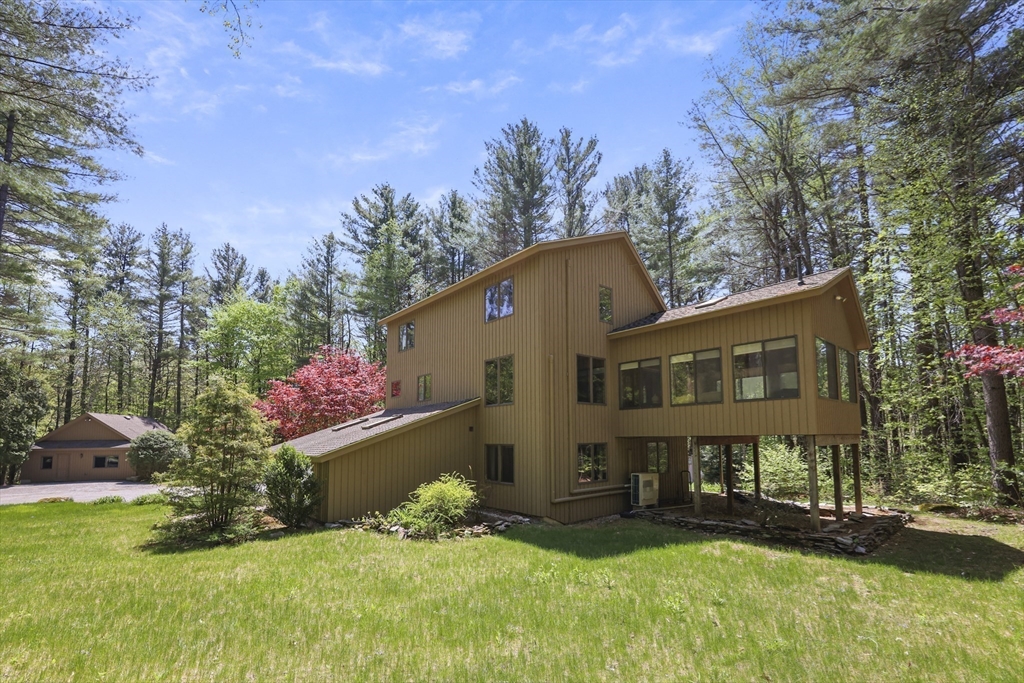 105 Harrington Rd