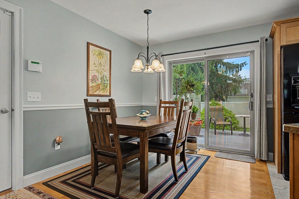 4 Mckinley Ave, Easthampton, MA Photo #8
