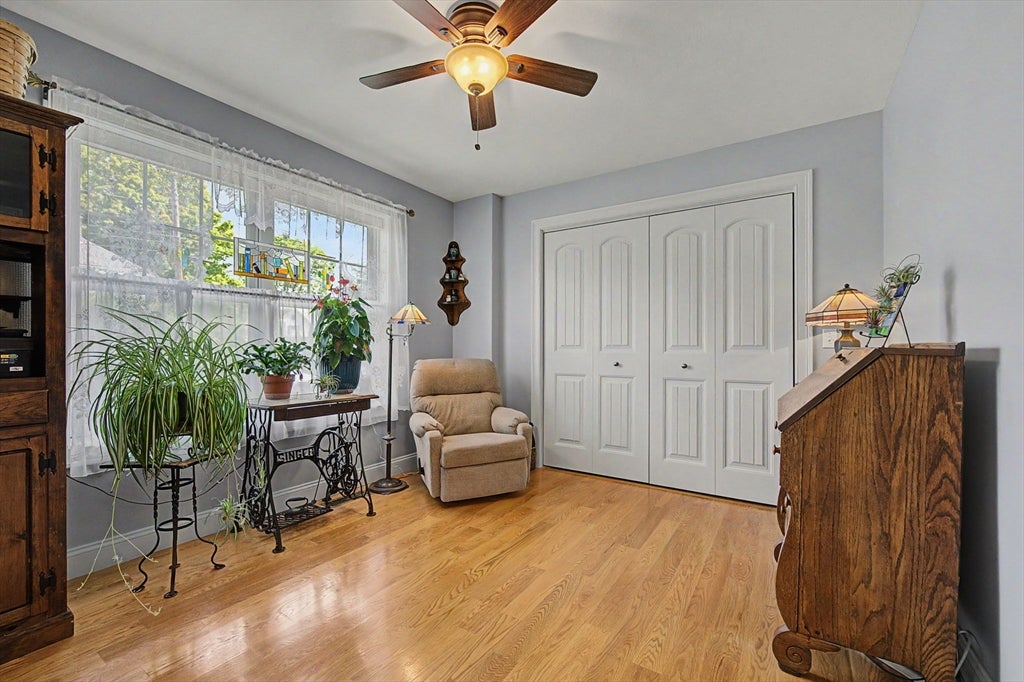 4 Mckinley Ave, Easthampton, MA Photo #18