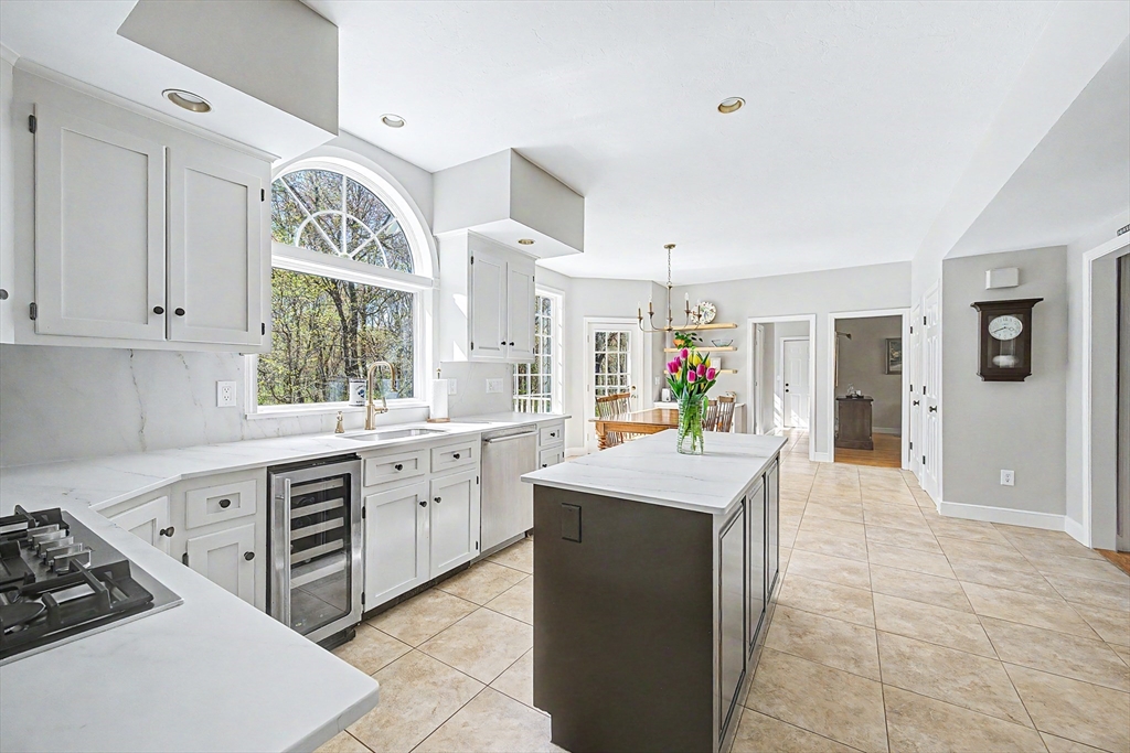 7 Kimball Rd
