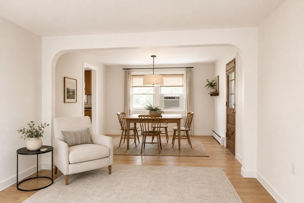 11 Almon Ave, West Springfield, MA Photo #6