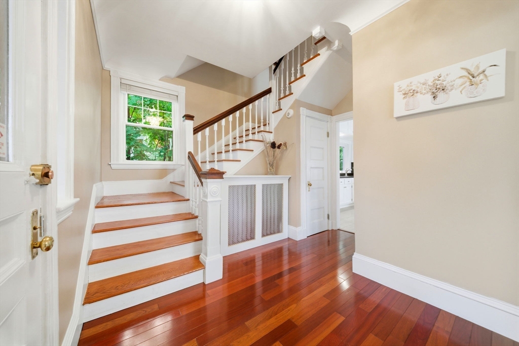 275 Bellevue St