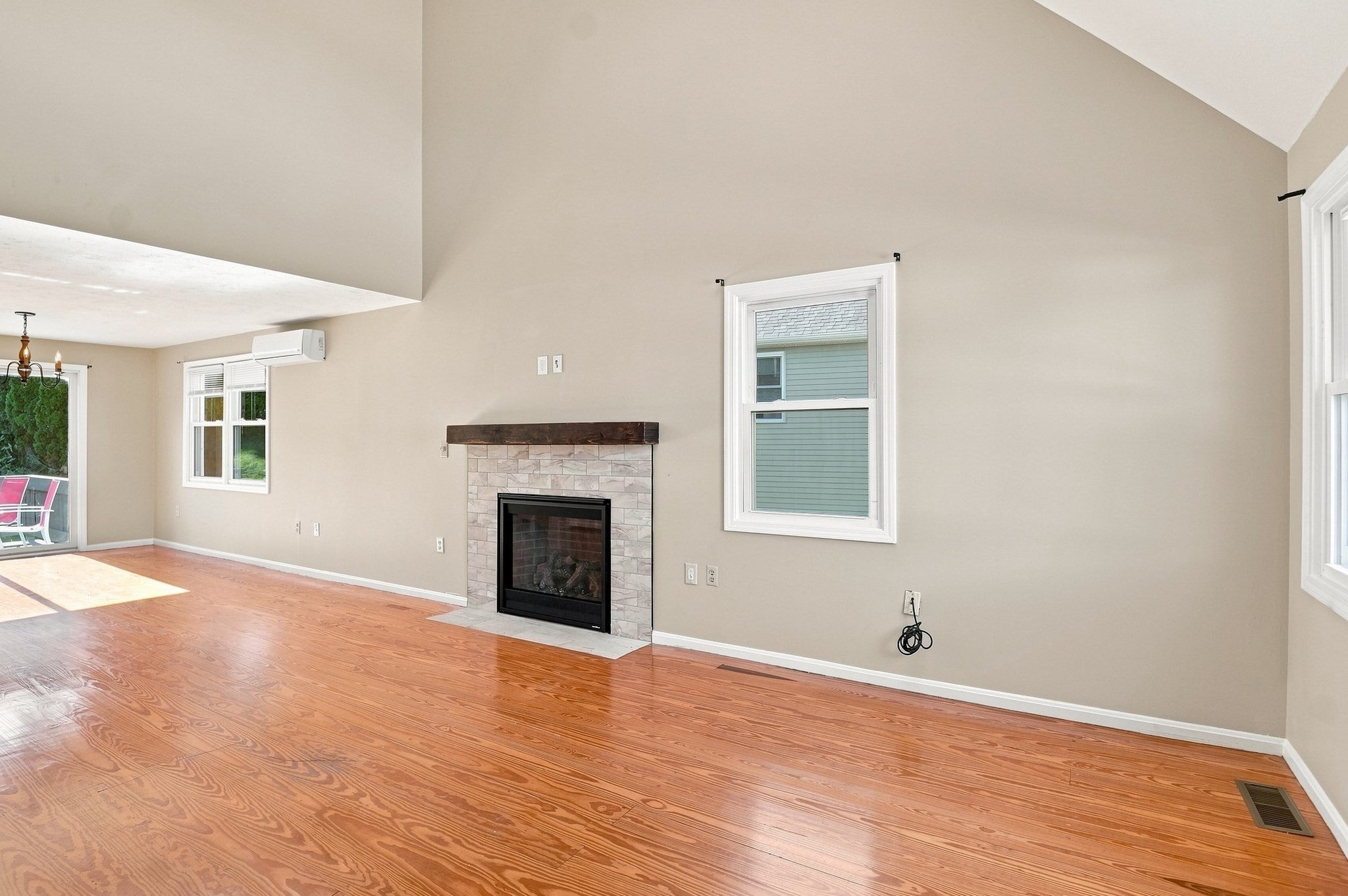 679-A Burncoat Street, Worcester, MA, 679-A Burncoat Street, Worcester, MA Photo #6