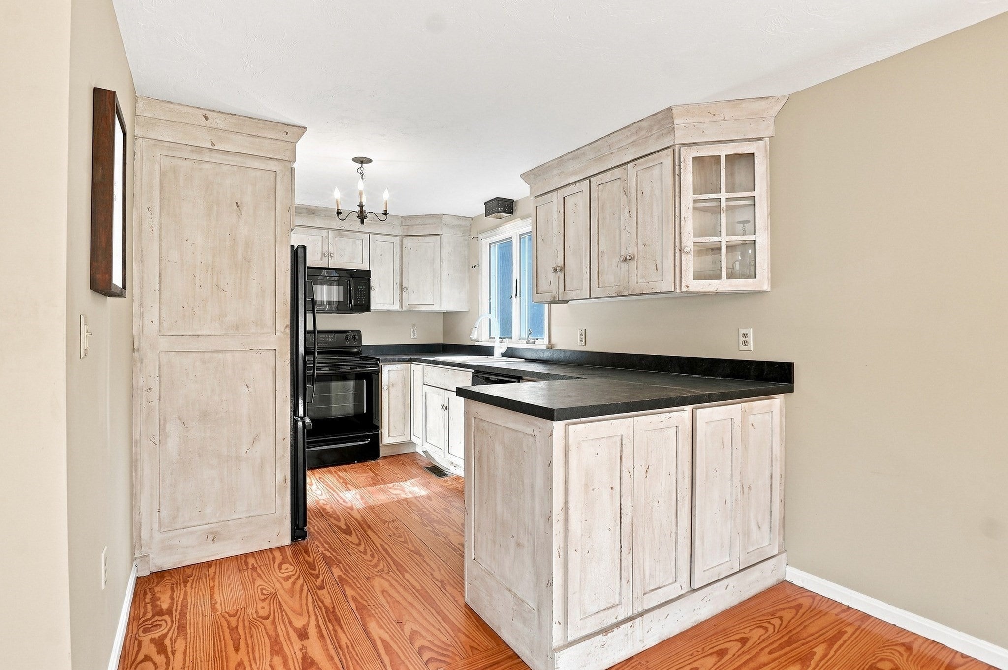679-A Burncoat Street, Worcester, MA, 679-A Burncoat Street, Worcester, MA Photo #9