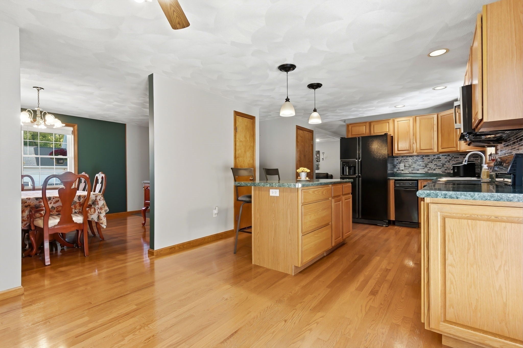 43 Calumet St, Salem, MA, 43 Calumet St, Salem, MA Photo #7