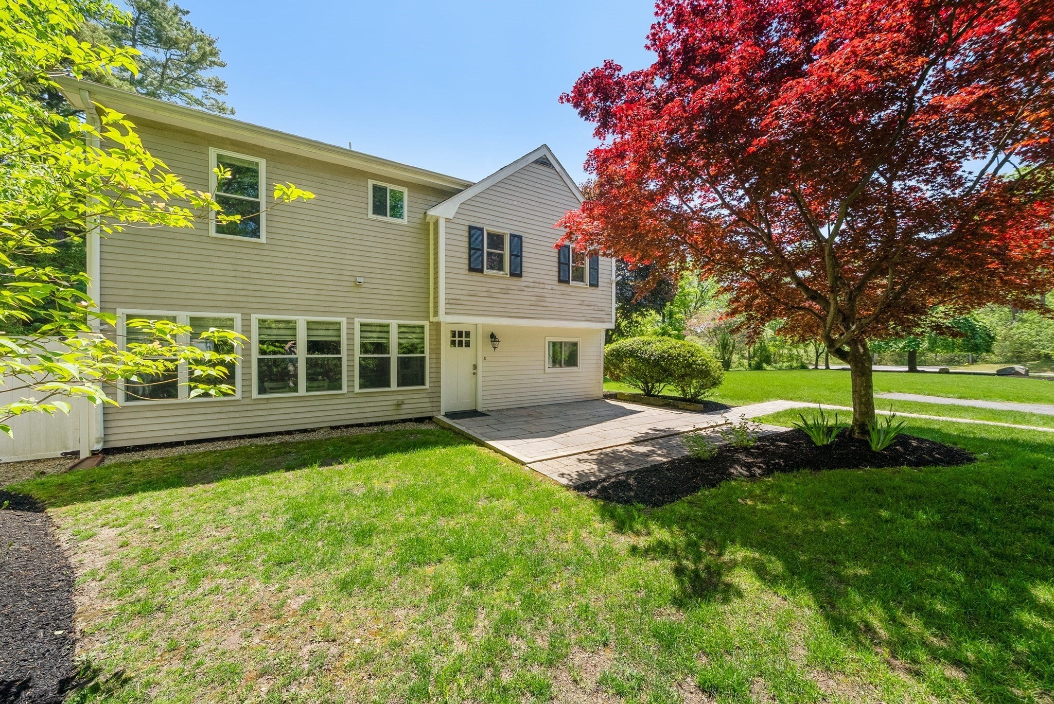 129 Dover Road, Westwood, MA, 129 Dover Road, Westwood, MA Photo #37