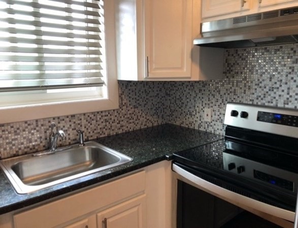 243 Lake St 23