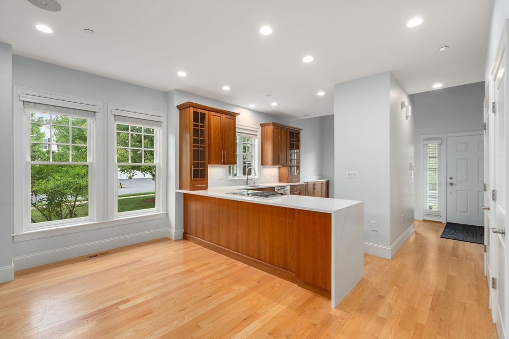 60 Graystone CIR #60, Winchester, MA, 60 Graystone CIR #60, Winchester, MA Photo #32