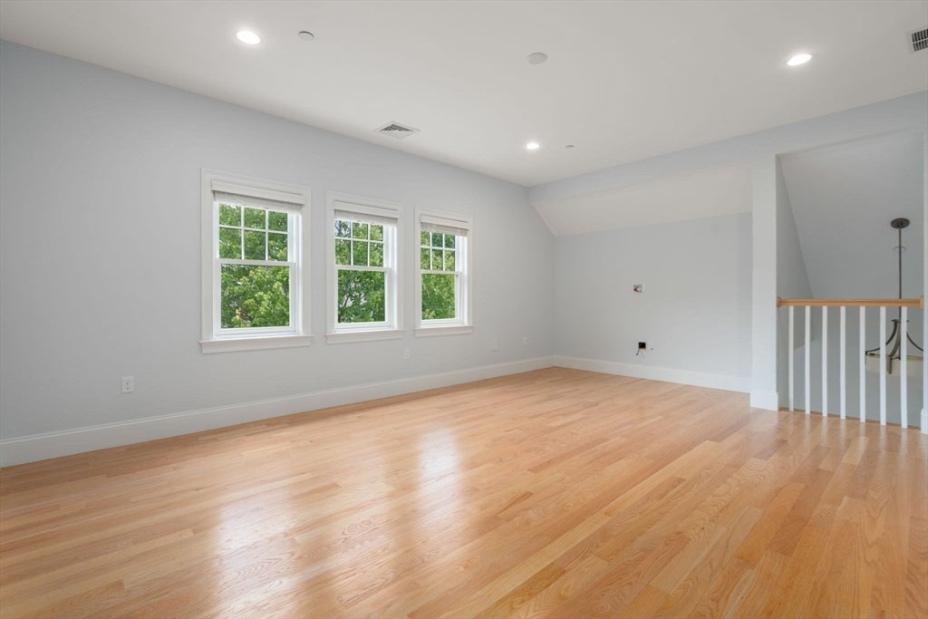 60 Graystone CIR #60, Winchester, MA, 60 Graystone CIR #60, Winchester, MA Photo #37
