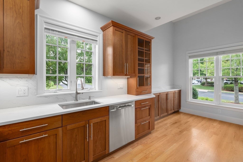 60 Graystone CIR #60, Winchester, MA, 60 Graystone CIR #60, Winchester, MA Photo #31