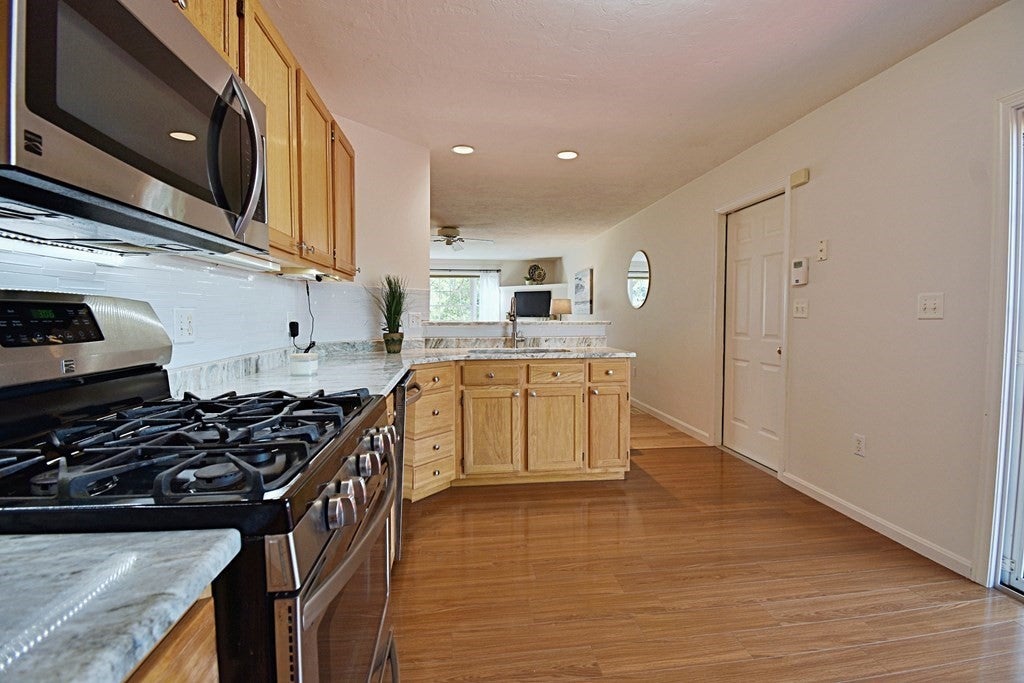 19 Ptarmigan Dr #19, Shrewsbury, MA, 19 Ptarmigan Dr #19, Shrewsbury, MA Photo #12