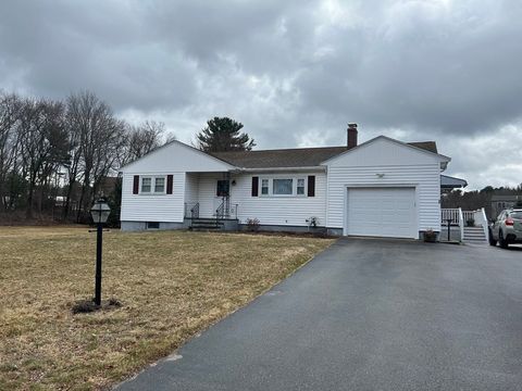 39 Mill Rd Chelmsford MA 01824