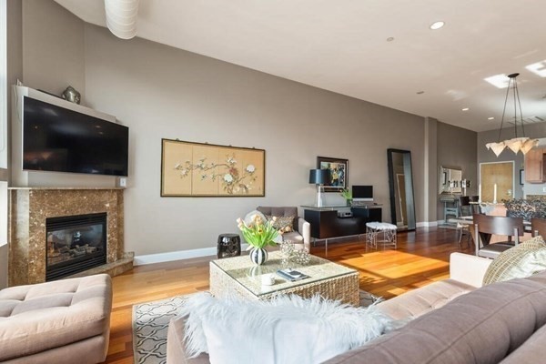 Click for 10 Ocean Ave #204, Revere, MA slideshow