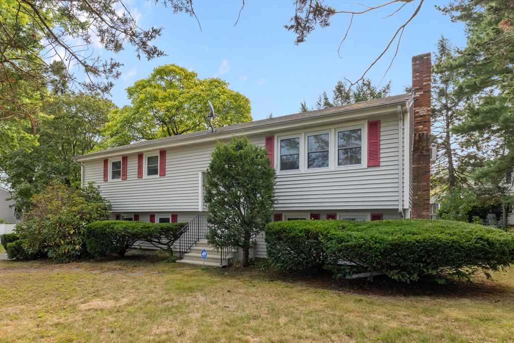 5 Hampshire Dr