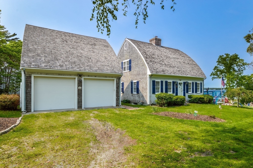 12 Taunton Ave