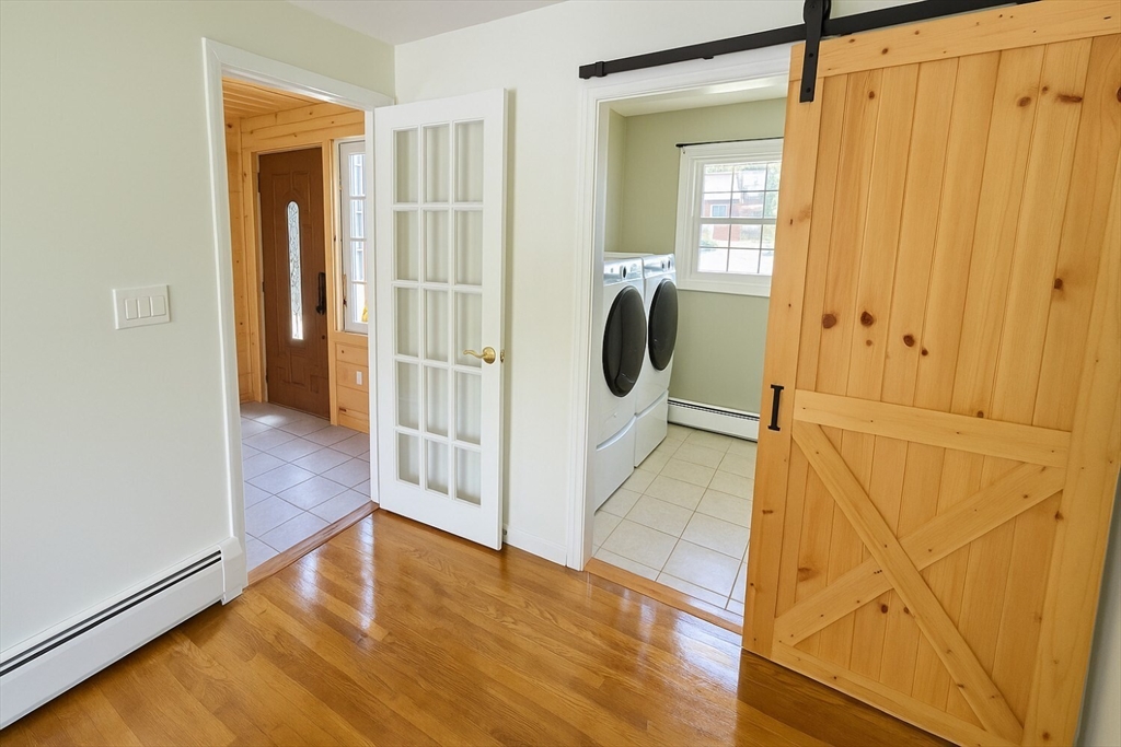 1 Amesbury St