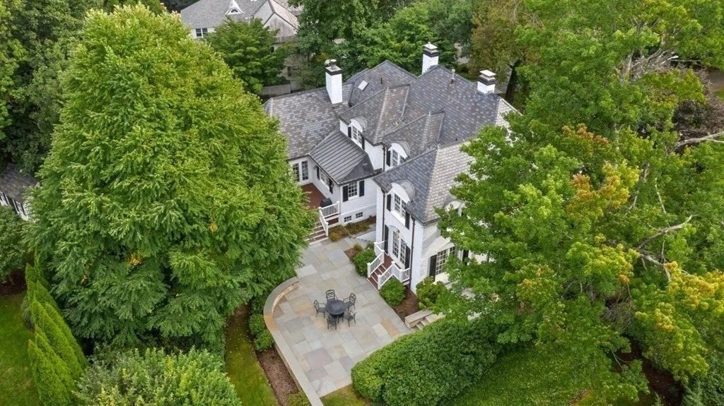 97 Arnold Road