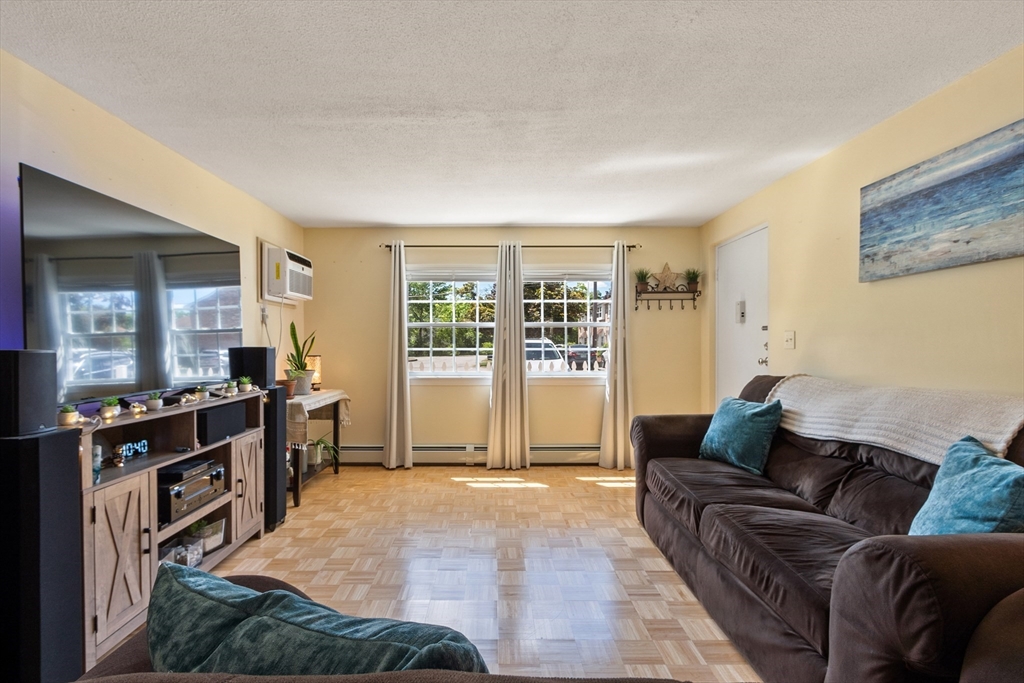 80 Washington Park Dr 6