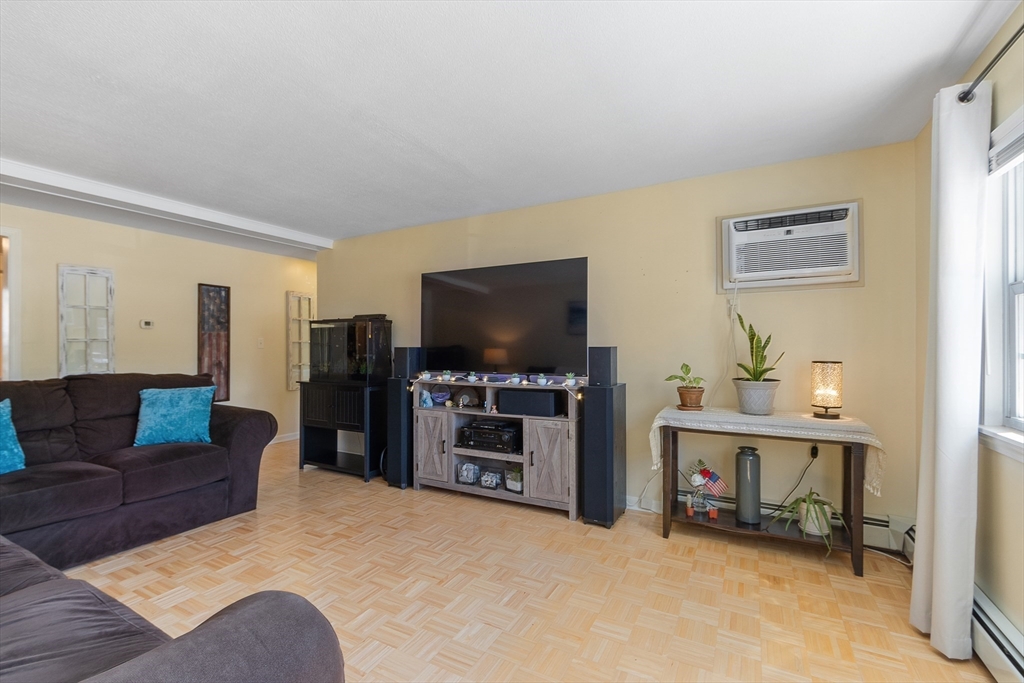 80 Washington Park Dr 6