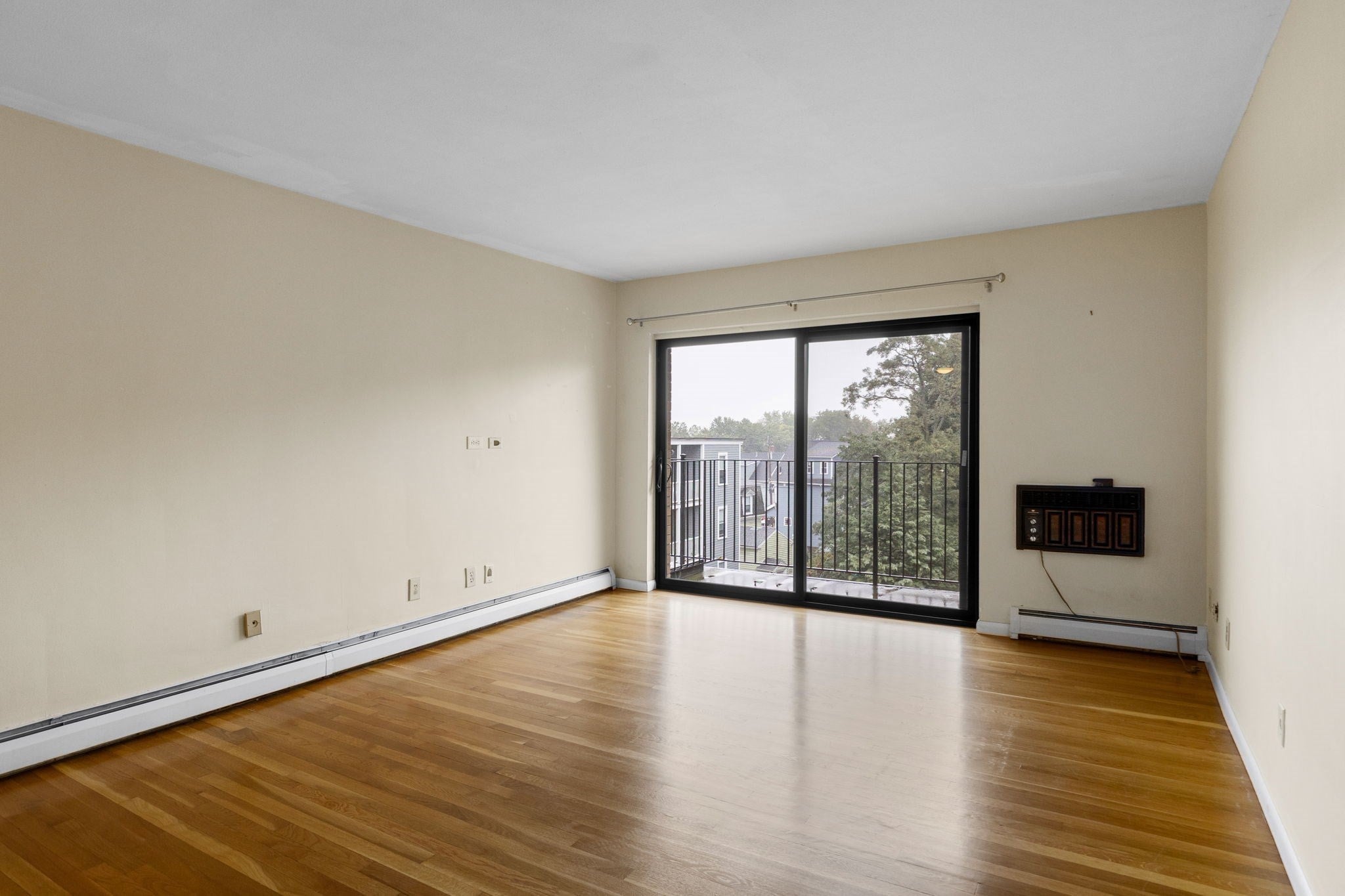5 Linda Ln #4-4, Boston, MA, 5 Linda Ln #4-4, Boston, MA Photo #4