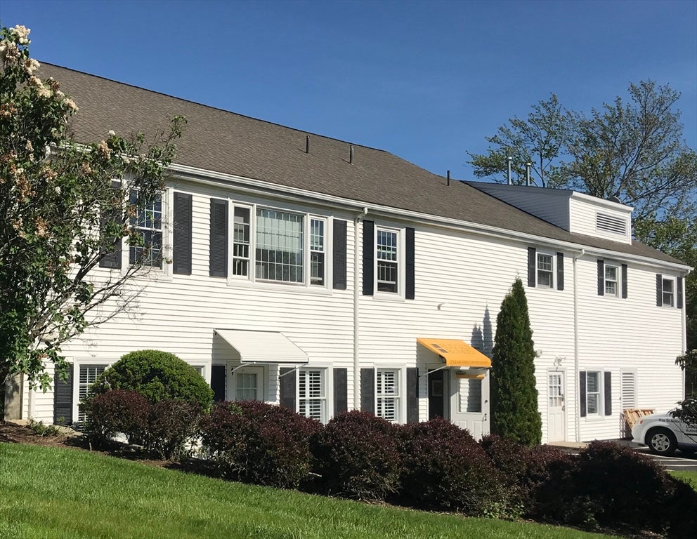 210 Turnpike Rd
