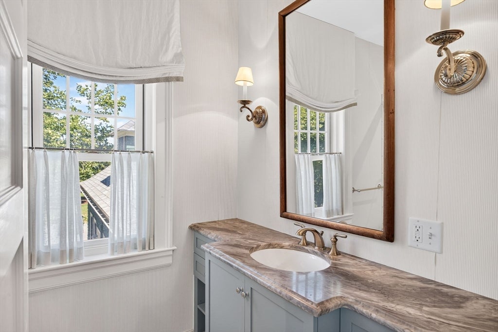 528 Main Street 2 & 3, Harwich, MA Photo #32