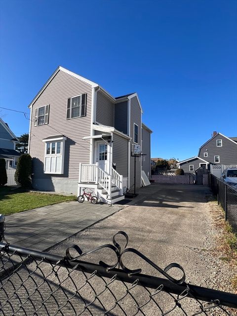 Photo of 23 Woodbine St #SF, Quincy, MA 02170 (MLS # 73458256)