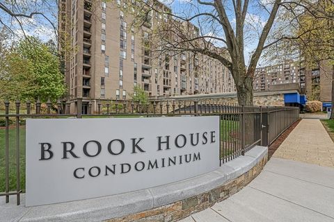 44 Washington St 801 Brookline MA 02446