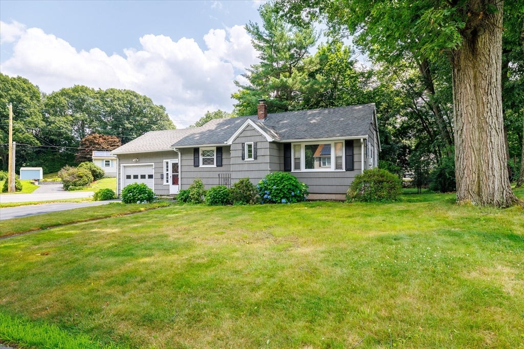 1 Melba Ave, Auburn, MA, 1 Melba Ave, Auburn, MA Photo #2
