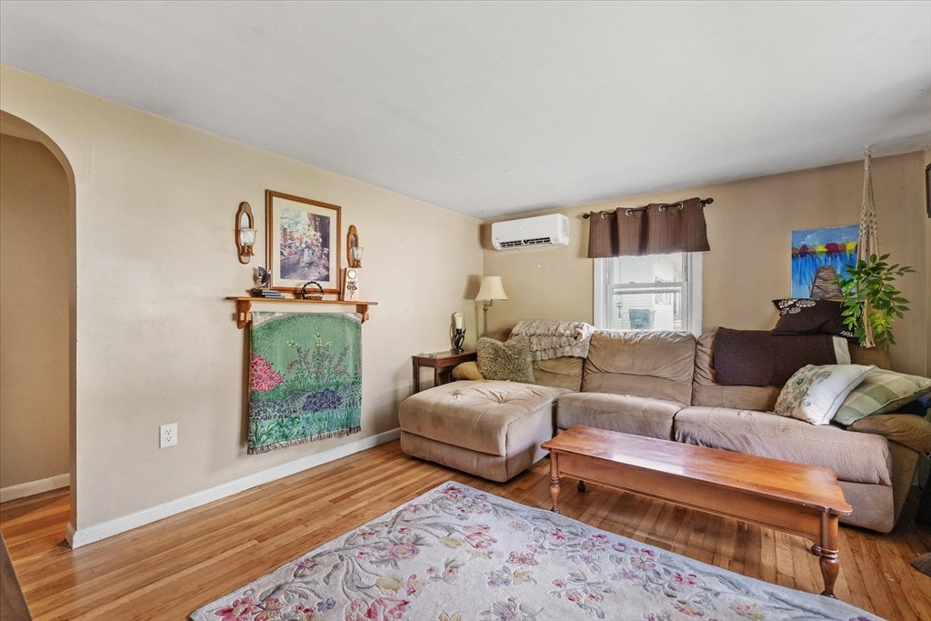 1 Melba Ave, Auburn, MA, 1 Melba Ave, Auburn, MA Photo #7
