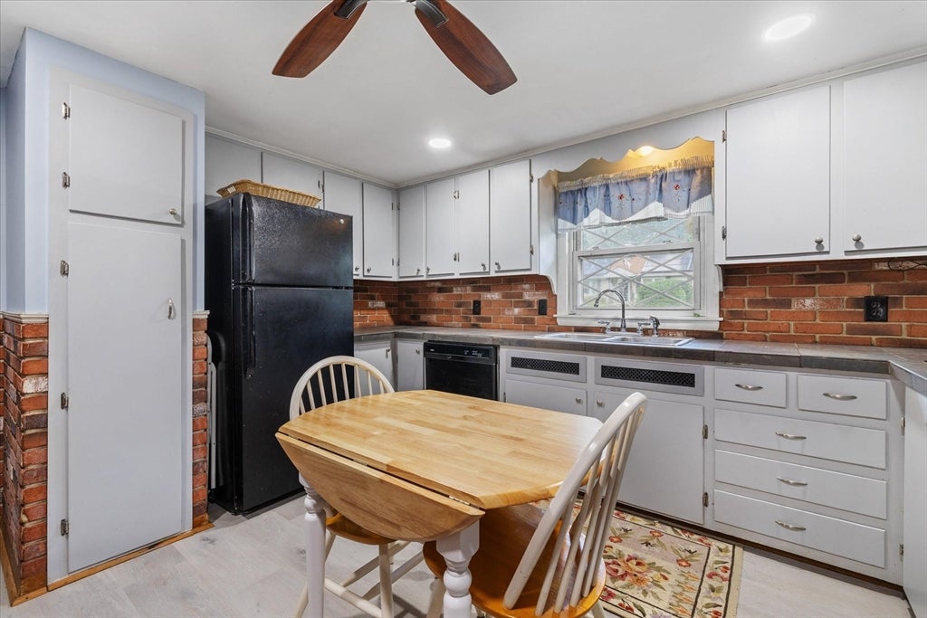 1 Melba Ave, Auburn, MA, 1 Melba Ave, Auburn, MA Photo #5