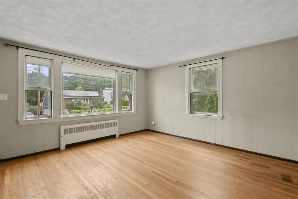 119 Russell St