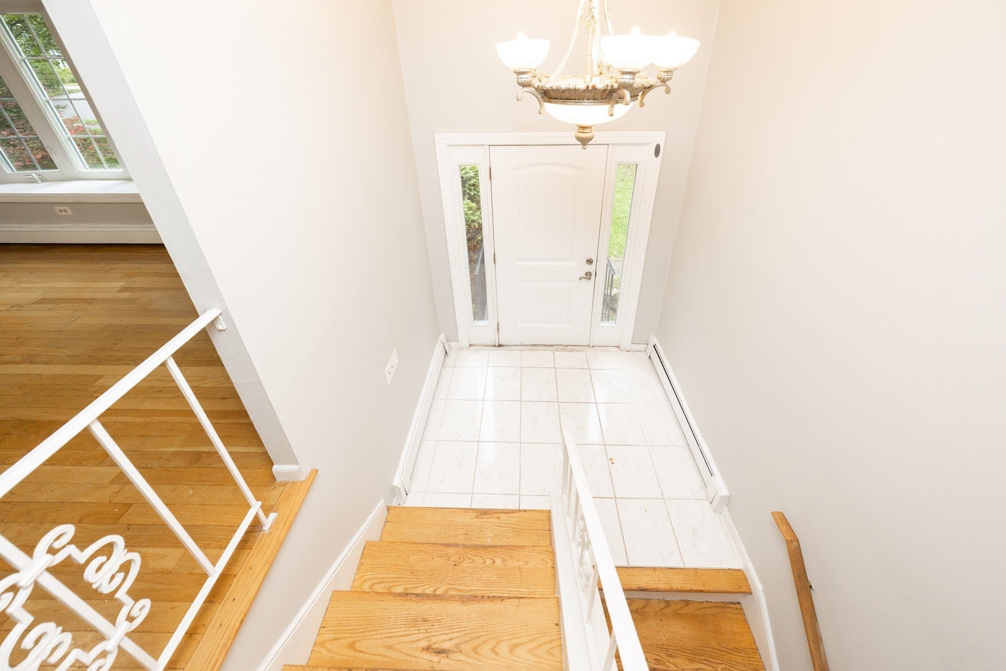 30 Overlook Dr, Westborough, MA, 30 Overlook Dr, Westborough, MA Photo #3