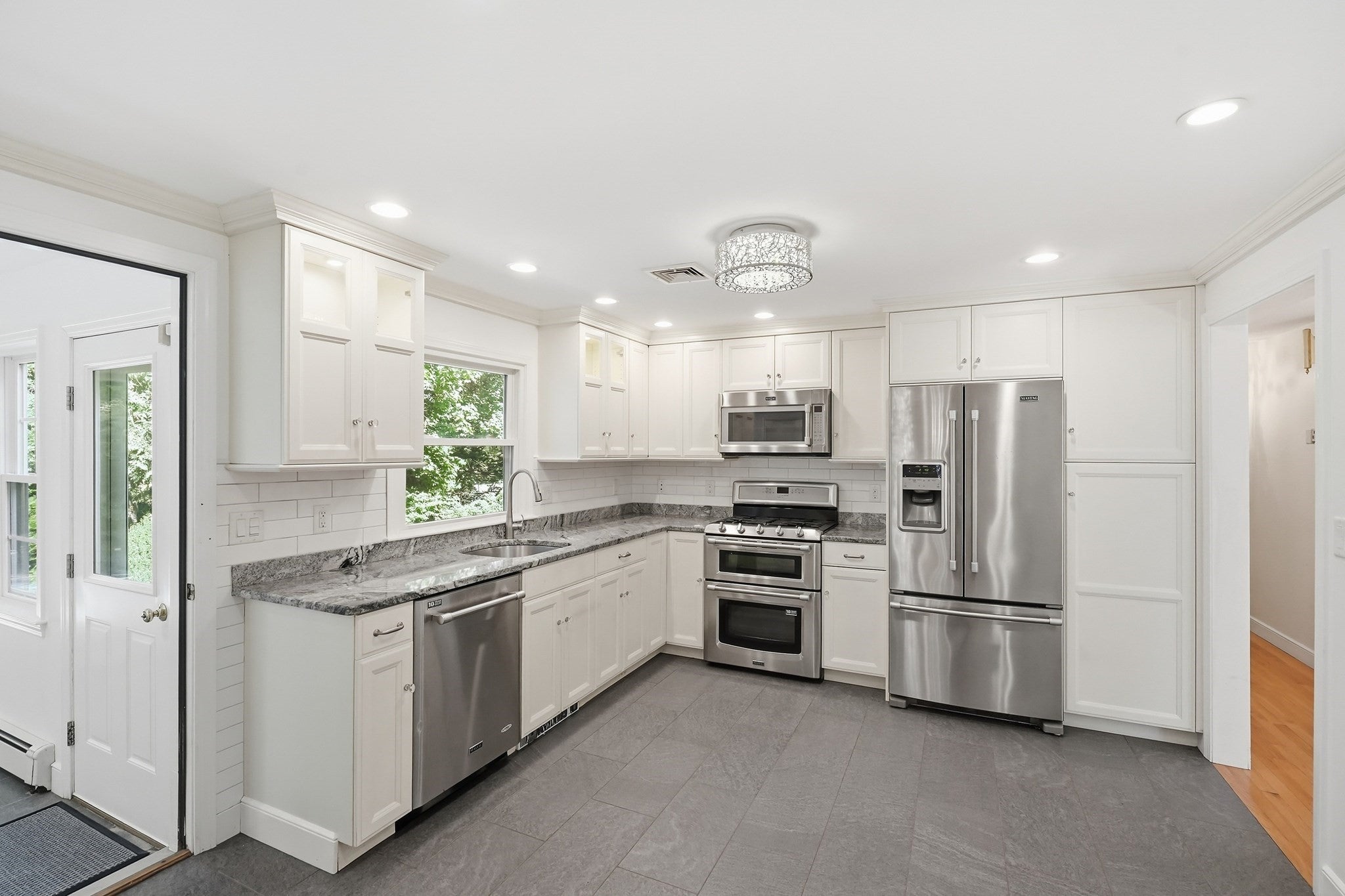 110 Thornberry Road, Winchester, MA Photo #16