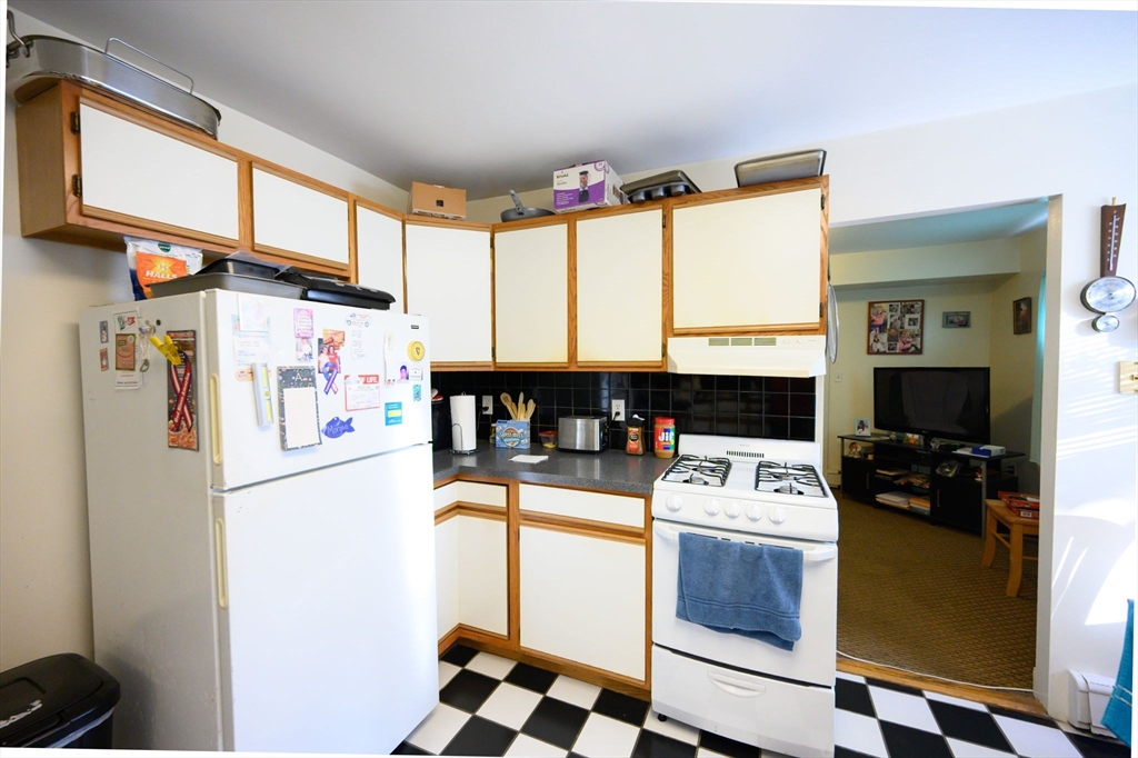 14 Arthur Ave