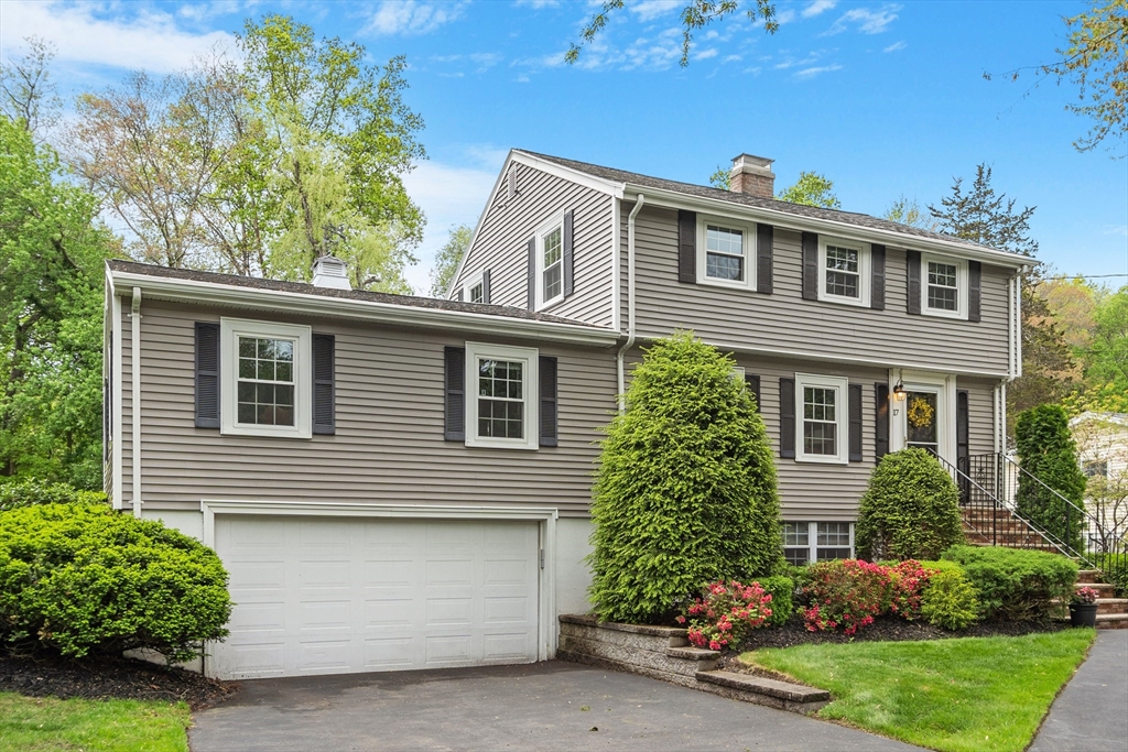 17 Phyllis Ave