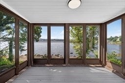 1496 Riverside Ave, Somerset, MA, 1496 Riverside Ave, Somerset, MA Photo #17