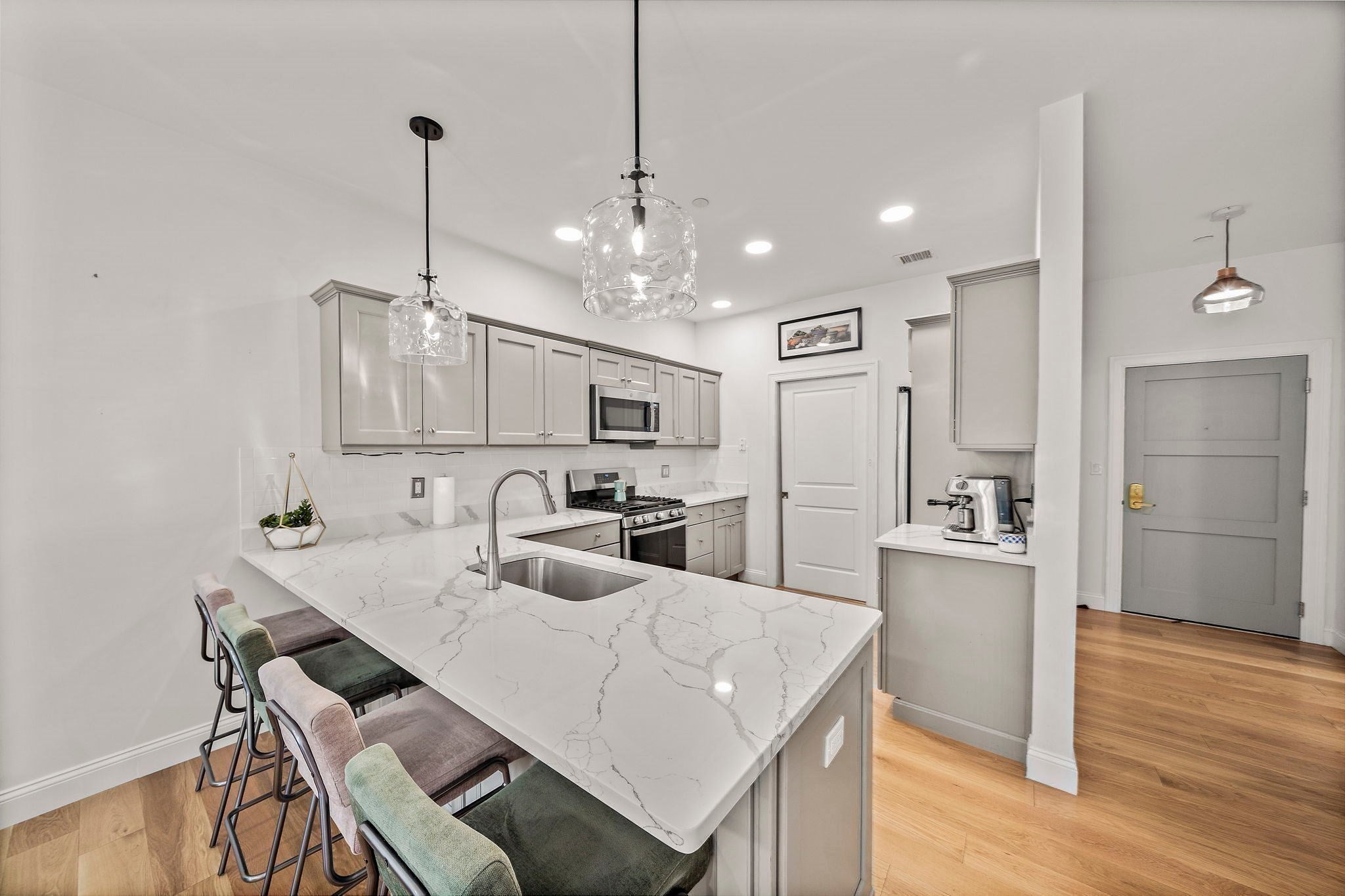200 Revere St 4105