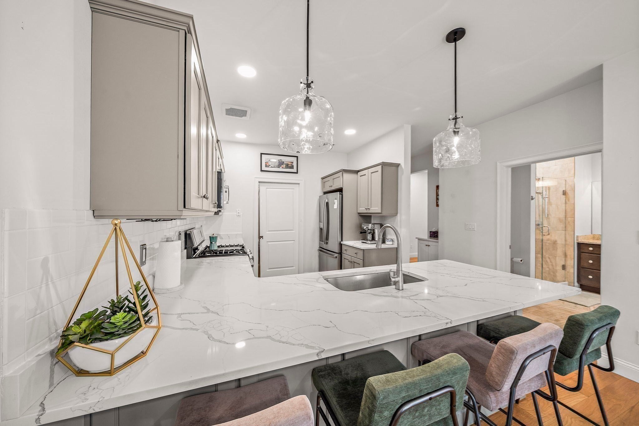 200 Revere St 4105