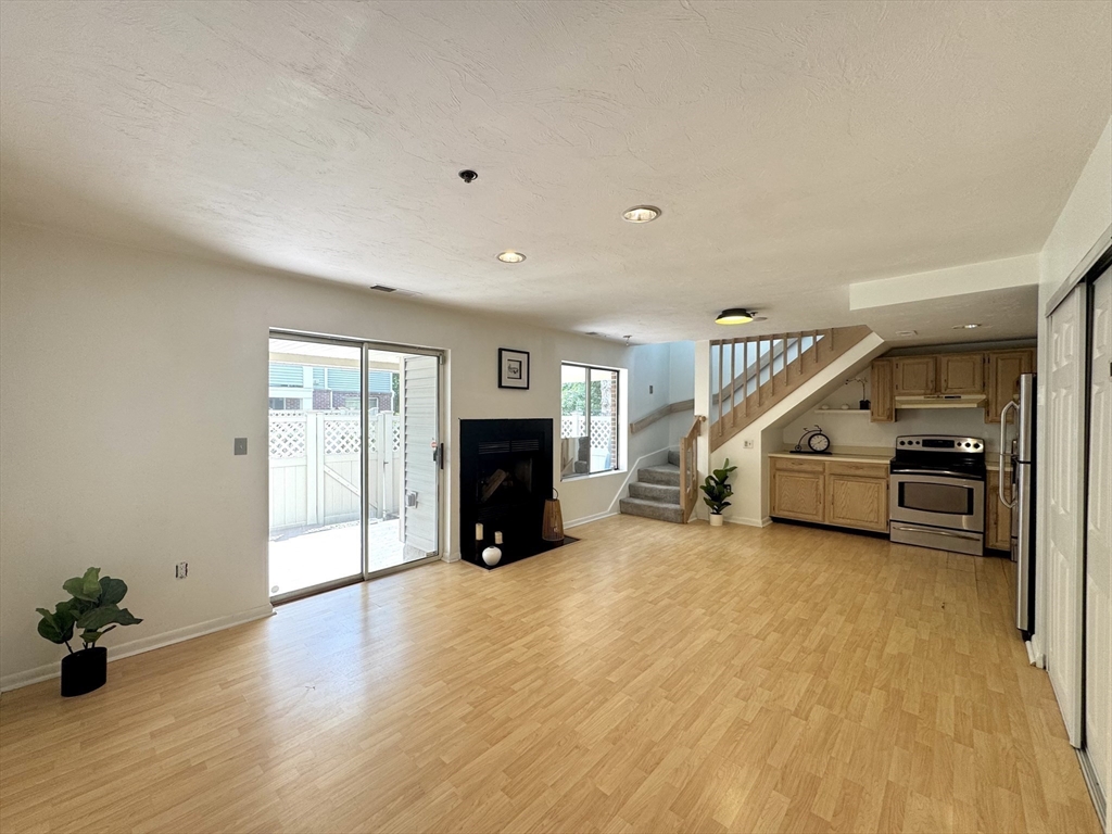 200 Falls Blvd C108