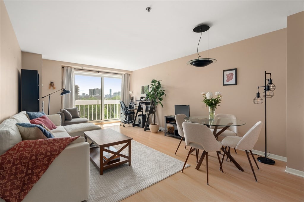 Photo of 950 Massachusetts Ave #514, Cambridge, MA