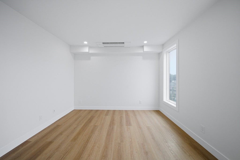 4164 Washington ST #1, Boston, MA Photo #13