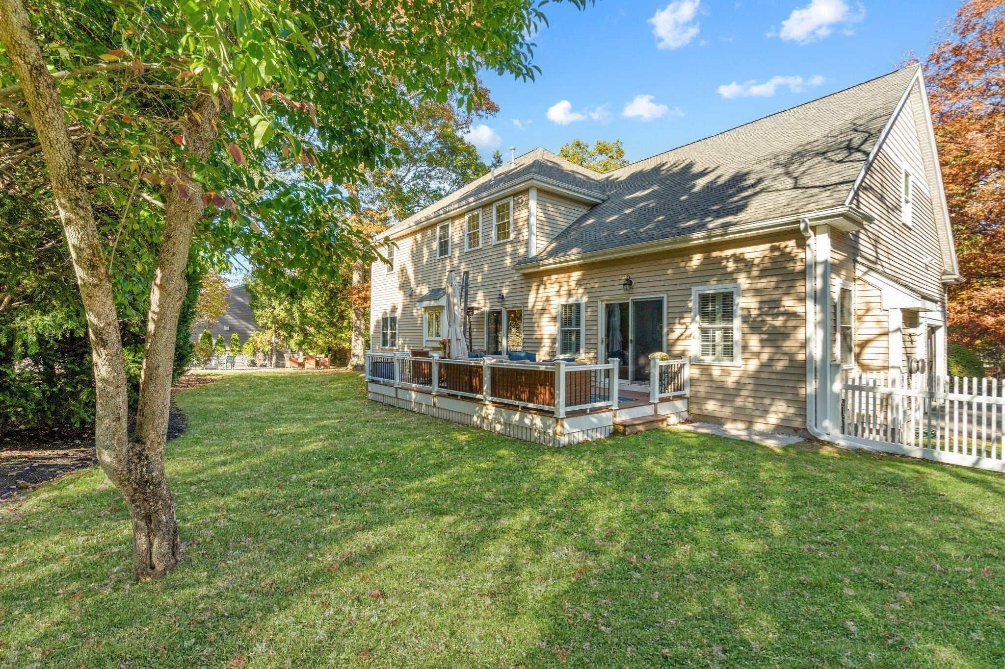 829 Greendale Ave