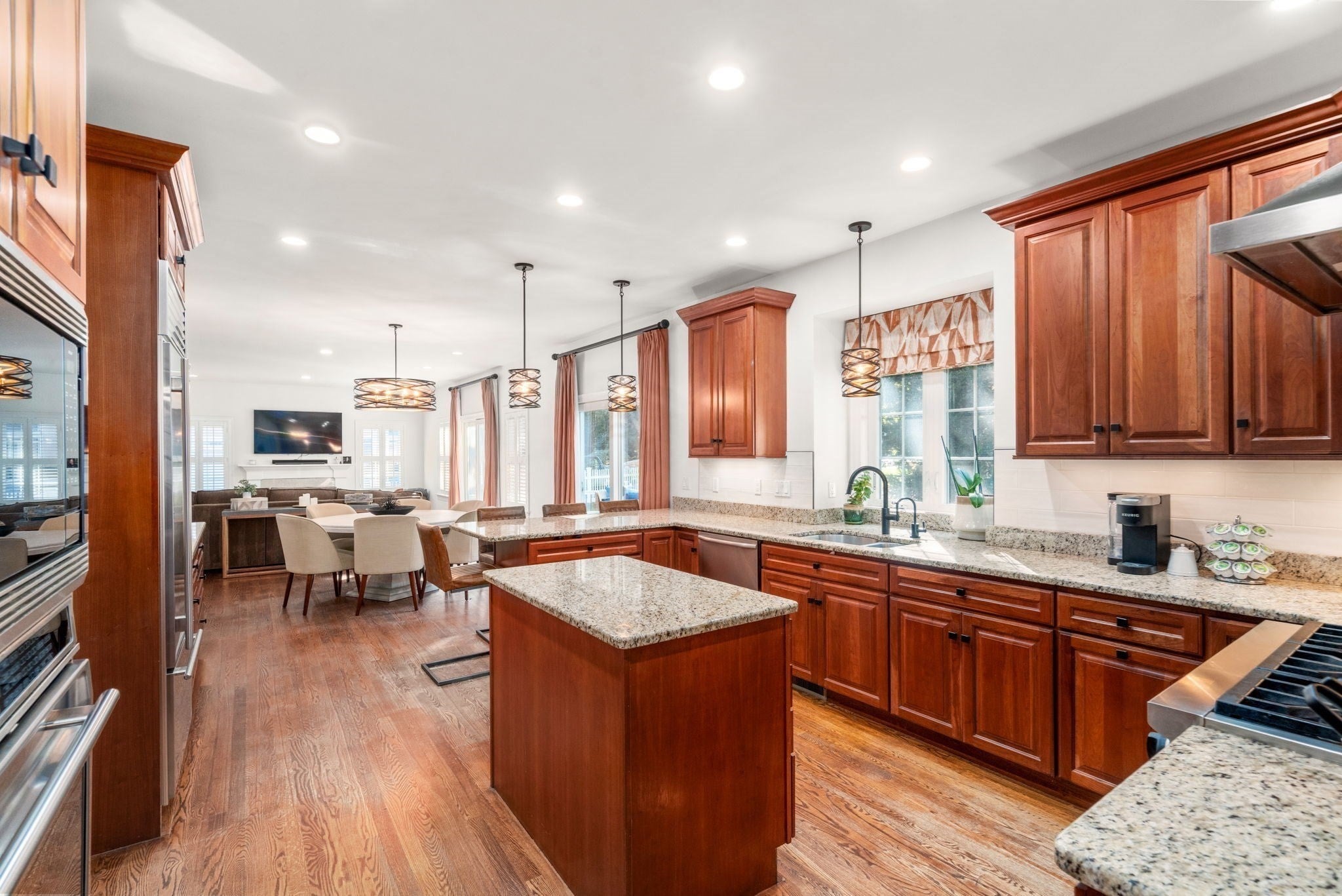 829 Greendale Ave