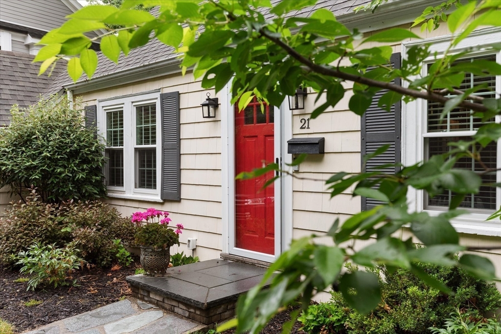 21 Gayland Road