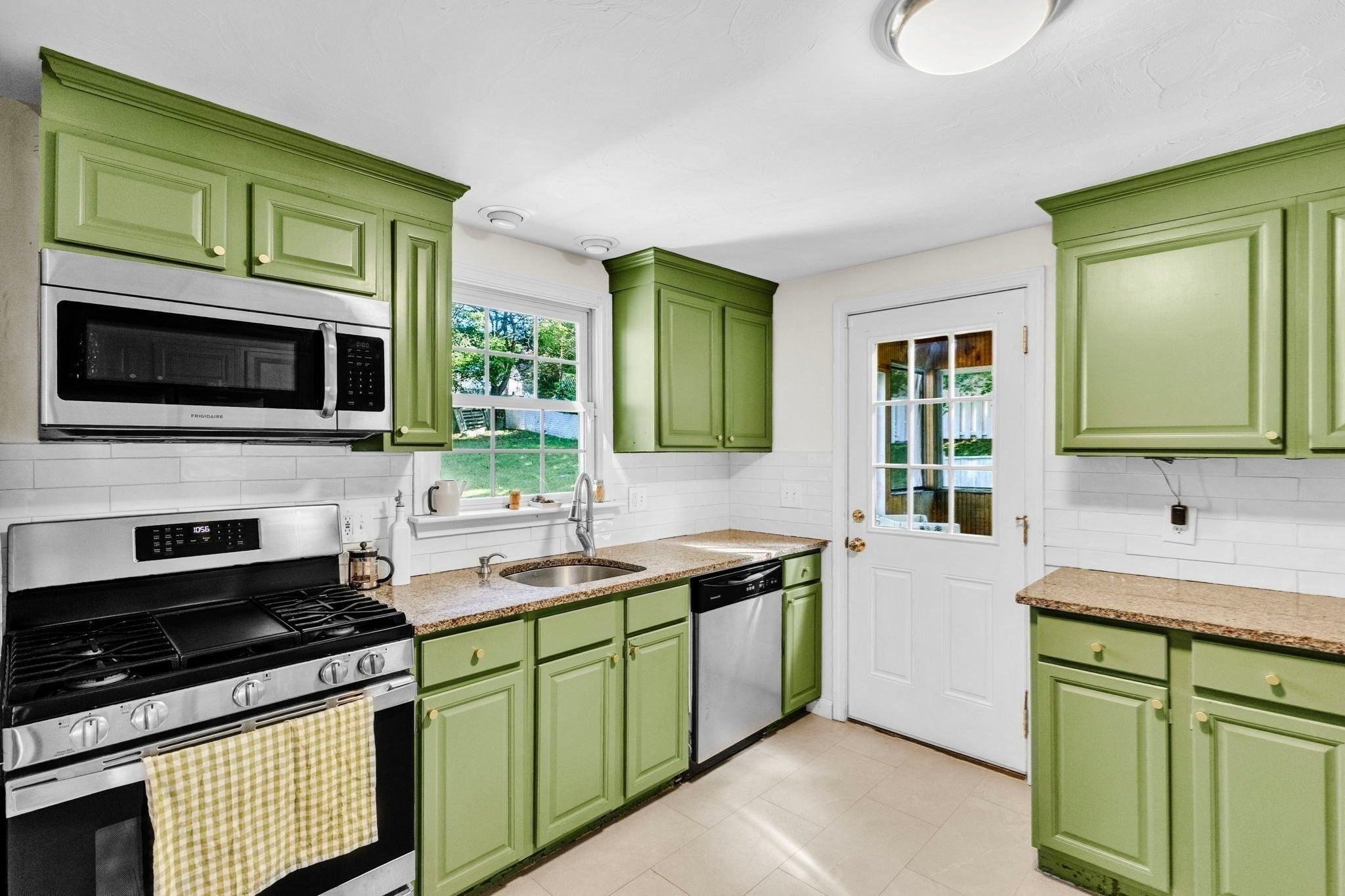 4 Stratton Rd, Hudson, MA, 4 Stratton Rd, Hudson, MA Photo #10