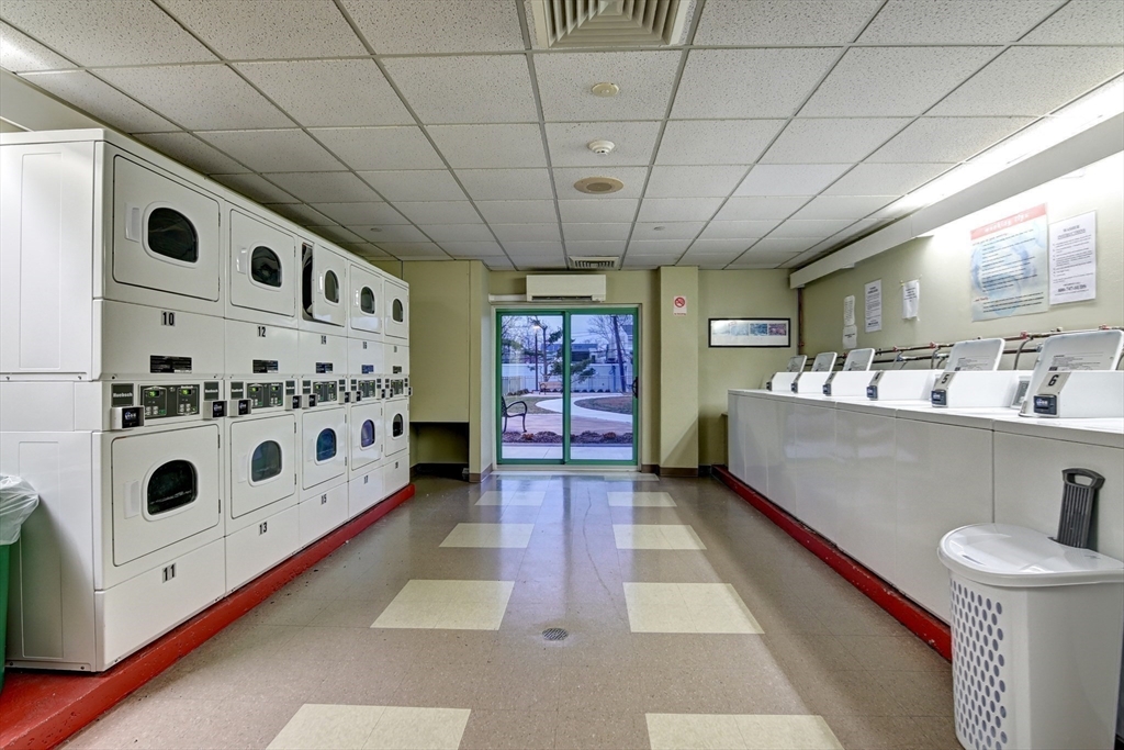 100 W Squantum St #516, Quincy, MA Photo #28