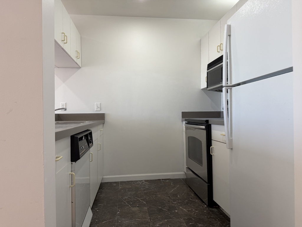 100 W Squantum St #516, Quincy, MA Photo #6